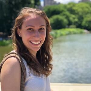 Meet your Posher, Aviva